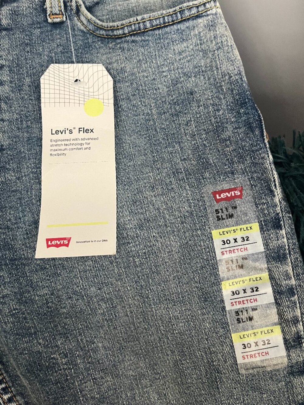Levi's mens jeans